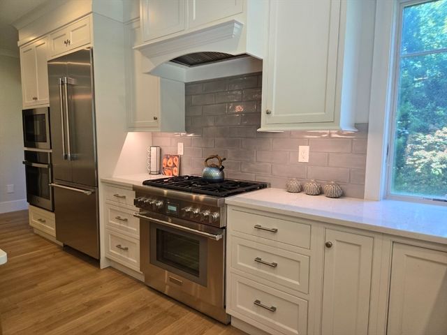 135 Williams Rd, Concord, MA 01742