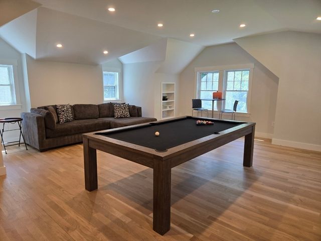 135 Williams Rd, Concord, MA 01742