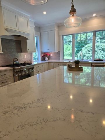 135 Williams Rd, Concord, MA 01742