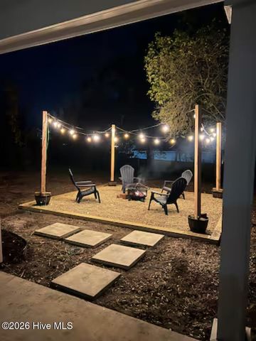 208 Marstellar Street, Wilmington, NC 28401