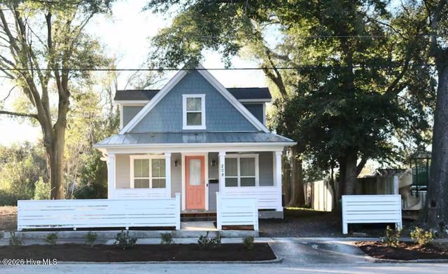208 Marstellar Street, Wilmington, NC 28401