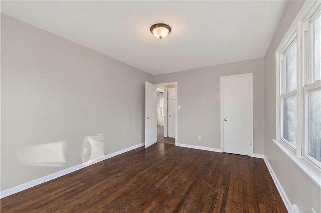 8727 E Lexington Avenue, Independence, MO 64053