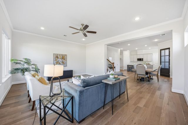 1121 E 24th Street, Houston, TX 77009