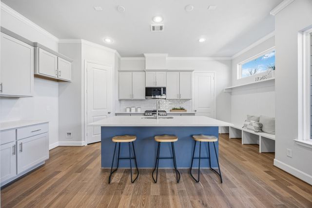 1121 E 24th Street, Houston, TX 77009