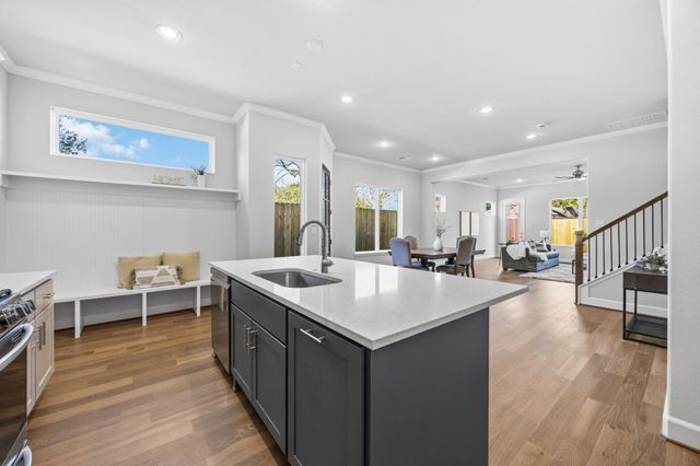 1121 E 24th Street, Houston, TX 77009