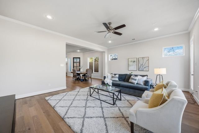 1121 E 24th Street, Houston, TX 77009