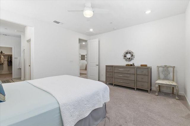 2240 Borealis Cir, Roseville, CA 95747
