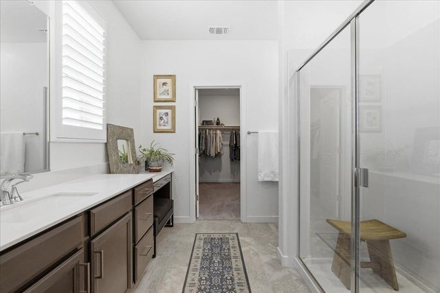 2240 Borealis Cir, Roseville, CA 95747