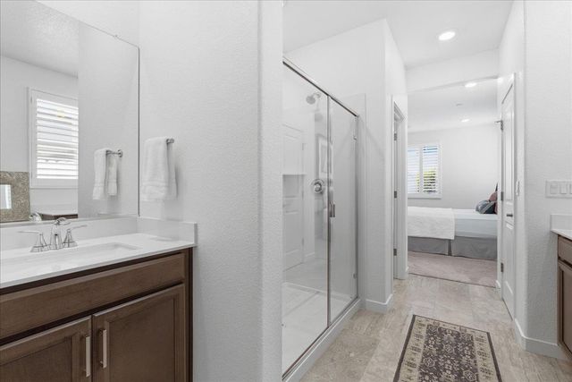 2240 Borealis Cir, Roseville, CA 95747