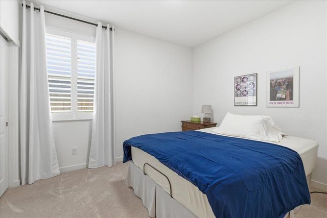 2240 Borealis Cir, Roseville, CA 95747