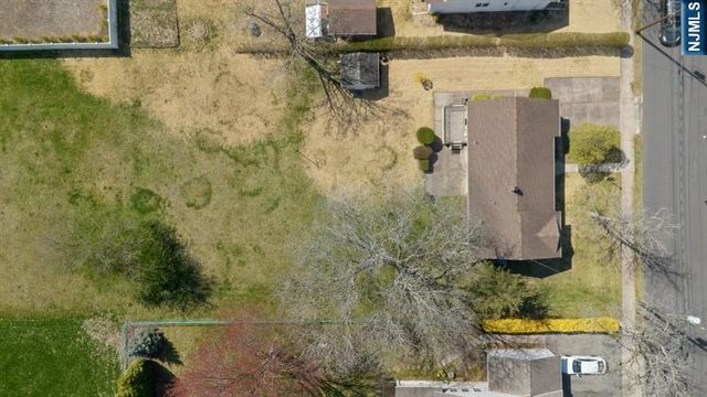 31 Michael Drive, Wayne, NJ 07470