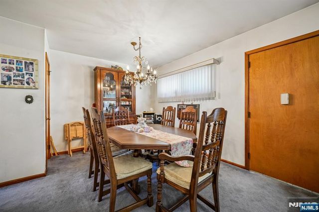 31 Michael Drive, Wayne, NJ 07470