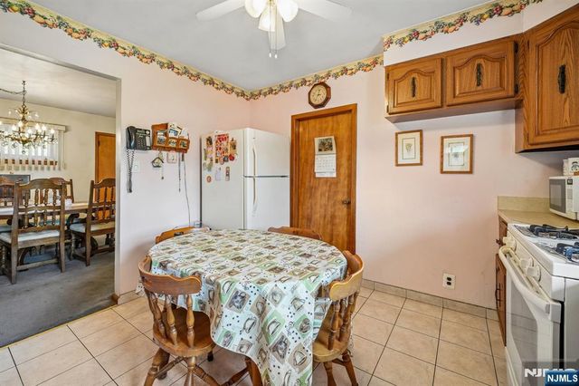 31 Michael Drive, Wayne, NJ 07470