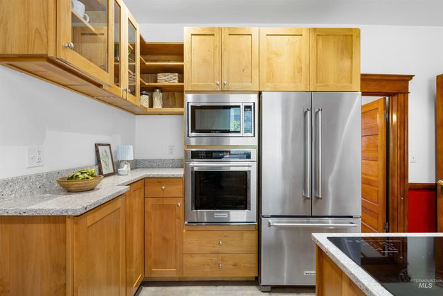 1005 N N 12th St, Boise, ID 83702