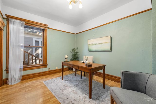 1005 N N 12th St, Boise, ID 83702