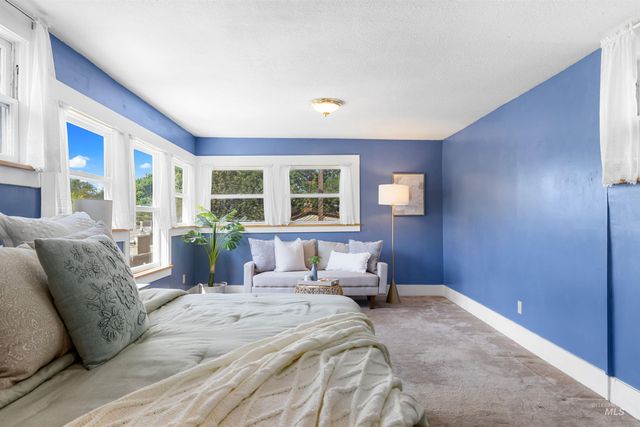 1005 N N 12th St, Boise, ID 83702