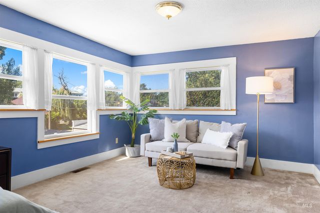 1005 N N 12th St, Boise, ID 83702
