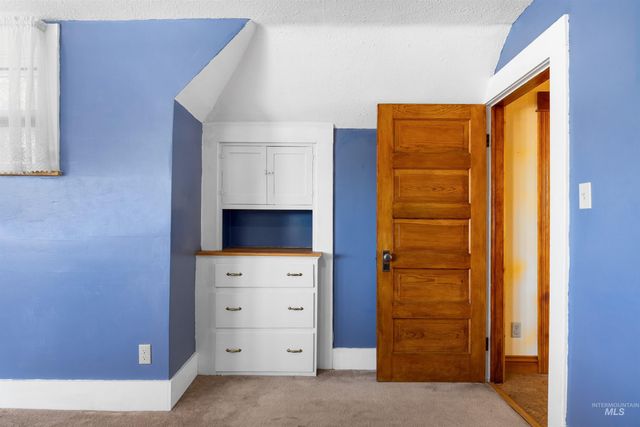 1005 N N 12th St, Boise, ID 83702
