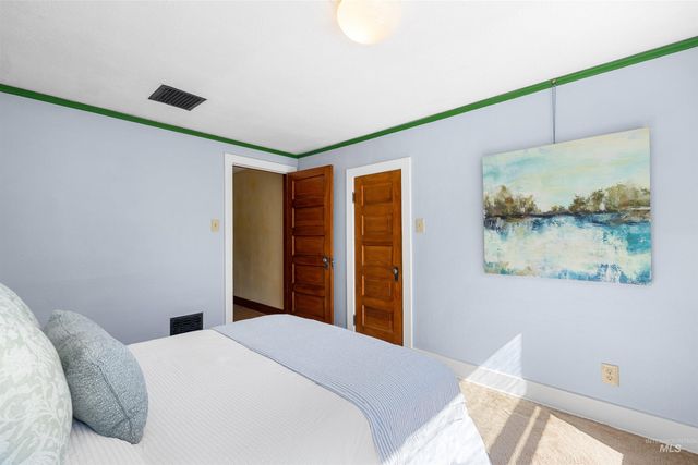 1005 N N 12th St, Boise, ID 83702