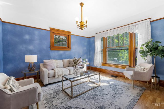 1005 N N 12th St, Boise, ID 83702