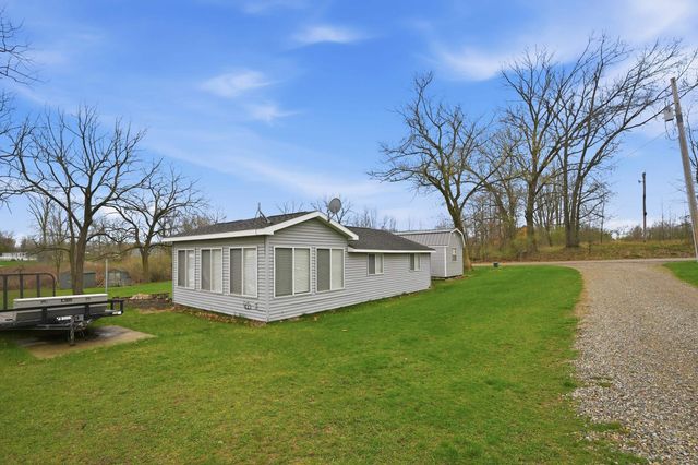 6910 N 925 East, Fremont, IN 46737