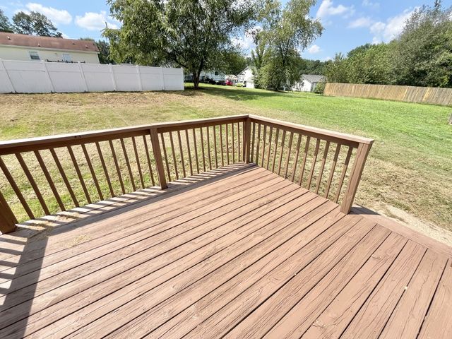 588 Joshua Dr, Clarksville, TN 37042
