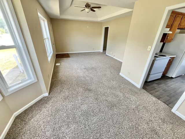 588 Joshua Dr, Clarksville, TN 37042
