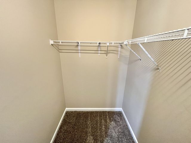 588 Joshua Dr, Clarksville, TN 37042