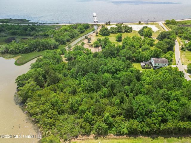 0 N Lake Drive, Bay Saint Louis, MS 39520