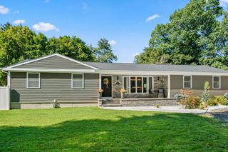 58 Cedar Swamp Road, Smithfield, RI 02917