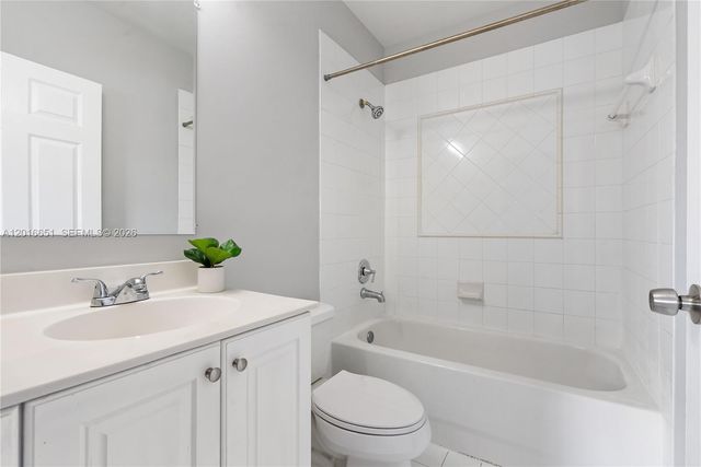 2551 SW 83rd Ave 107, Miramar, FL 33025