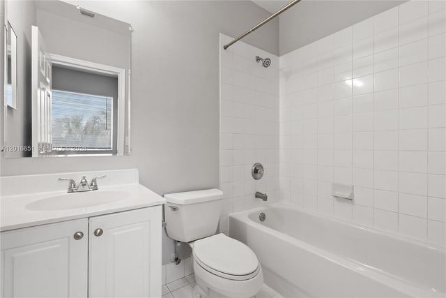 2551 SW 83rd Ave 107, Miramar, FL 33025