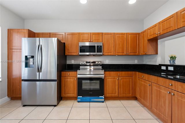 2551 SW 83rd Ave 107, Miramar, FL 33025