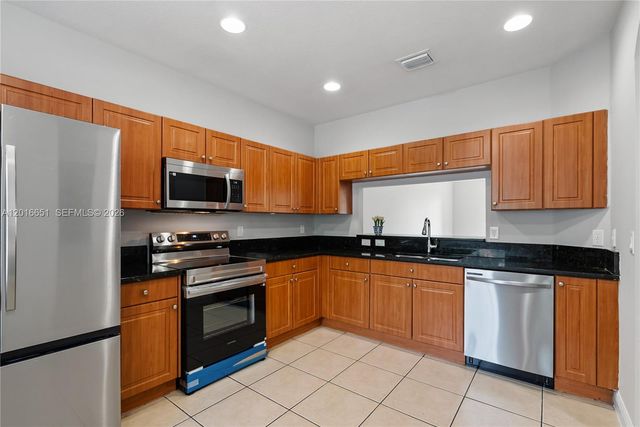 2551 SW 83rd Ave 107, Miramar, FL 33025