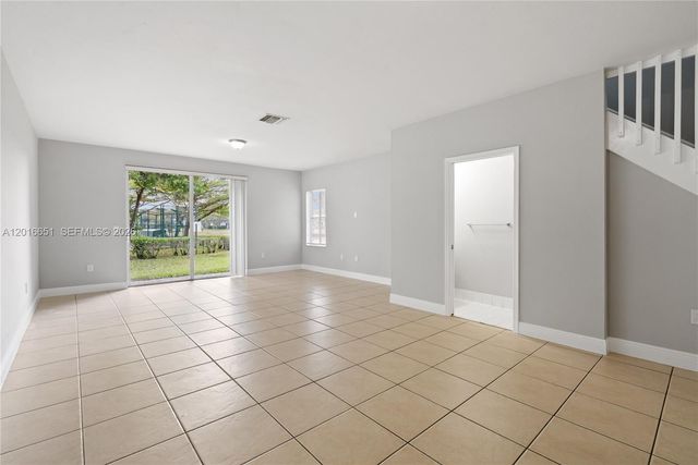 2551 SW 83rd Ave 107, Miramar, FL 33025