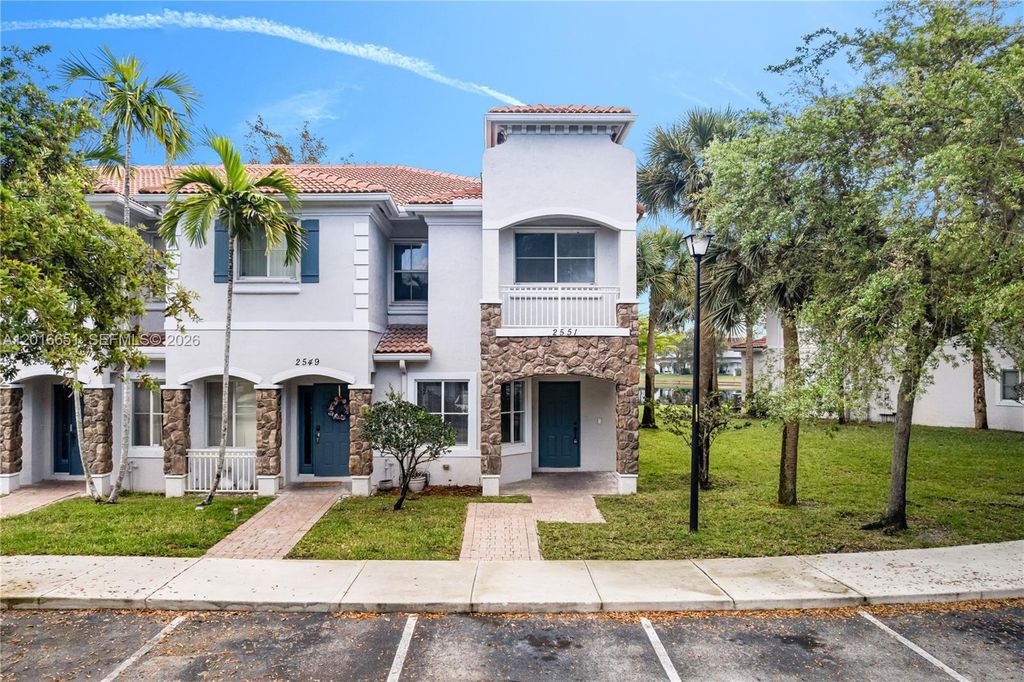 2551 SW 83rd Ave 107, Miramar, FL 33025