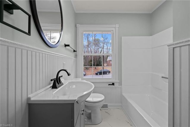 3202 James Place, Greensboro, NC 27405