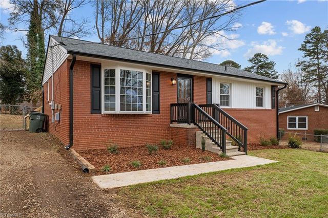 3202 James Place, Greensboro, NC 27405