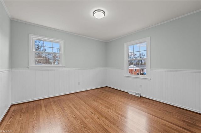 3202 James Place, Greensboro, NC 27405