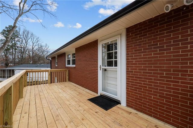 3202 James Place, Greensboro, NC 27405