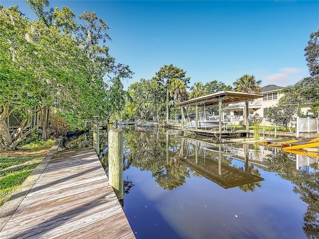 536 NW 9TH AVENUE, Crystal River, FL 34428