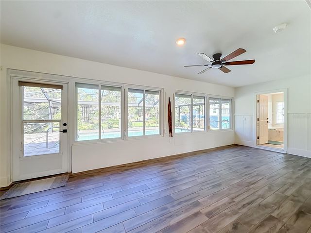 536 NW 9TH AVENUE, Crystal River, FL 34428