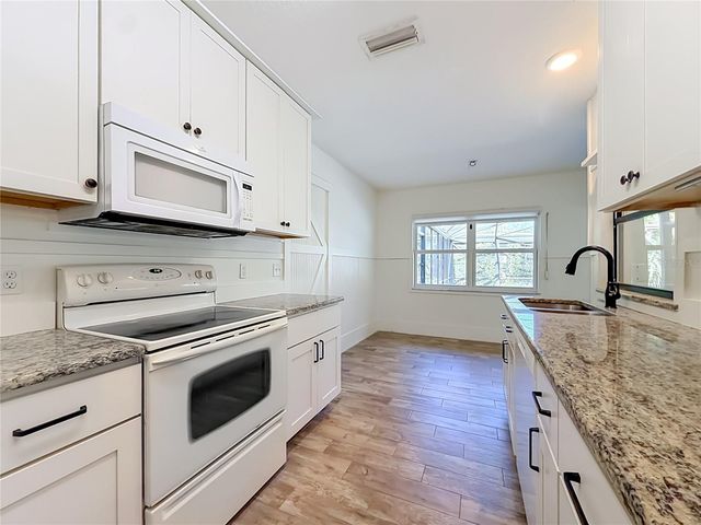 536 NW 9TH AVENUE, Crystal River, FL 34428