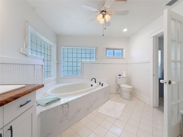 536 NW 9TH AVENUE, Crystal River, FL 34428