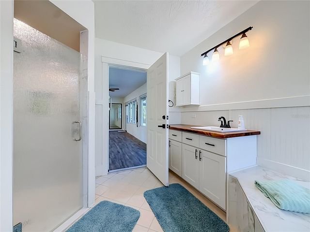 536 NW 9TH AVENUE, Crystal River, FL 34428
