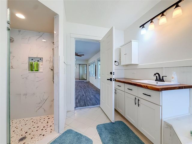 536 NW 9TH AVENUE, Crystal River, FL 34428