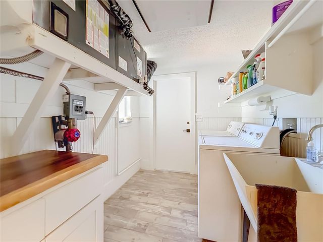 536 NW 9TH AVENUE, Crystal River, FL 34428