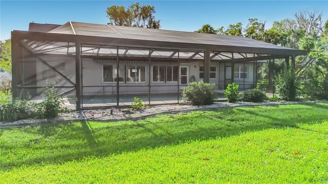536 NW 9TH AVENUE, Crystal River, FL 34428