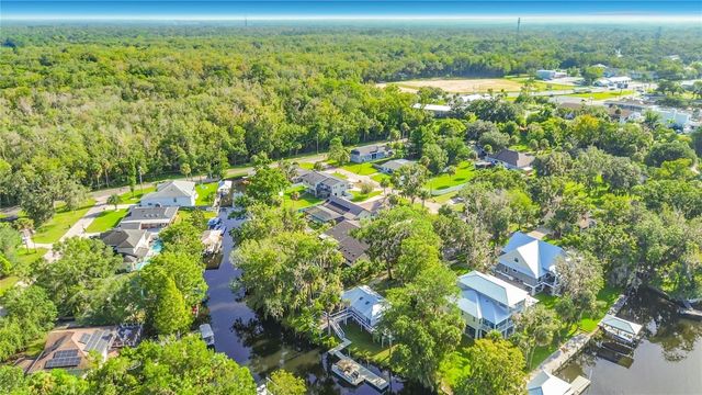 536 NW 9TH AVENUE, Crystal River, FL 34428