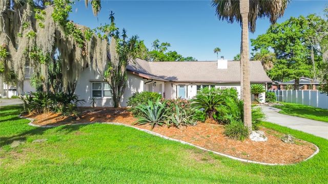 536 NW 9TH AVENUE, Crystal River, FL 34428